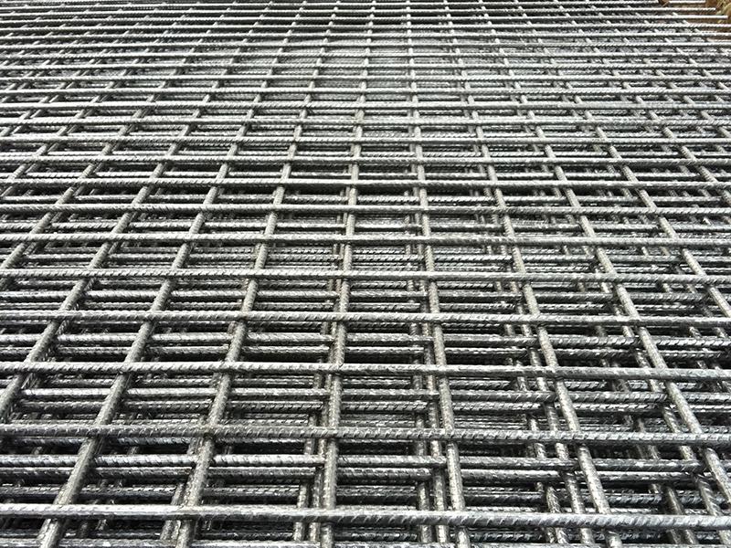 HRB400建筑鋼筋網片超越傳統的蓋房方式