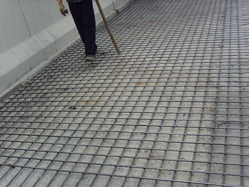 鋼筋網片更快更高效率的施工必要嚴格遵照一下幾點 鋼筋網片更快更高效率的施工必要嚴格遵照一下幾點