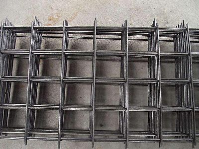 鋼筋焊接網片施工需要考慮到陽臺高度尺寸